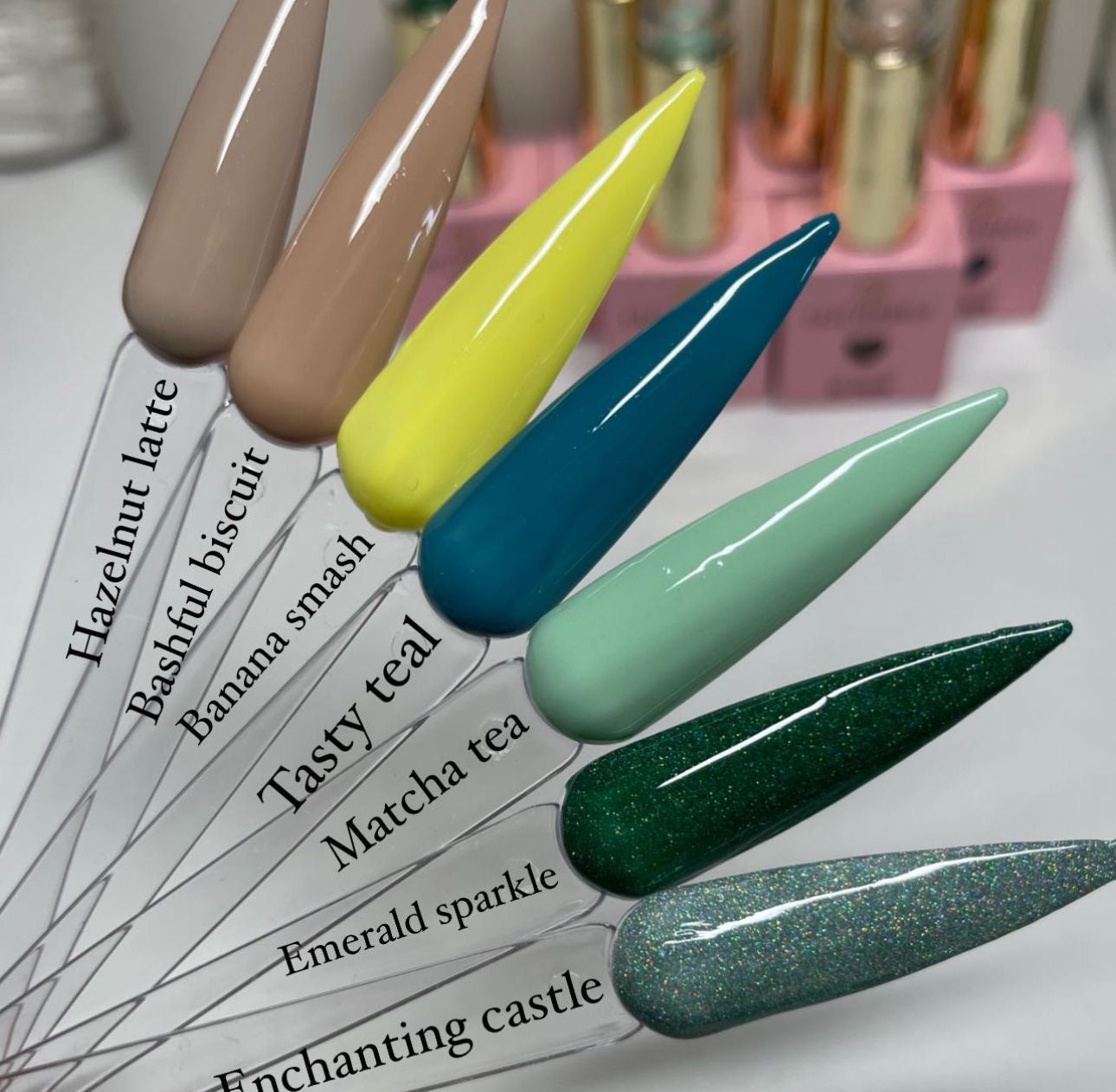 Hard Gel or Acrylic – Which Lasts Longer and Needs Less Maintenance?