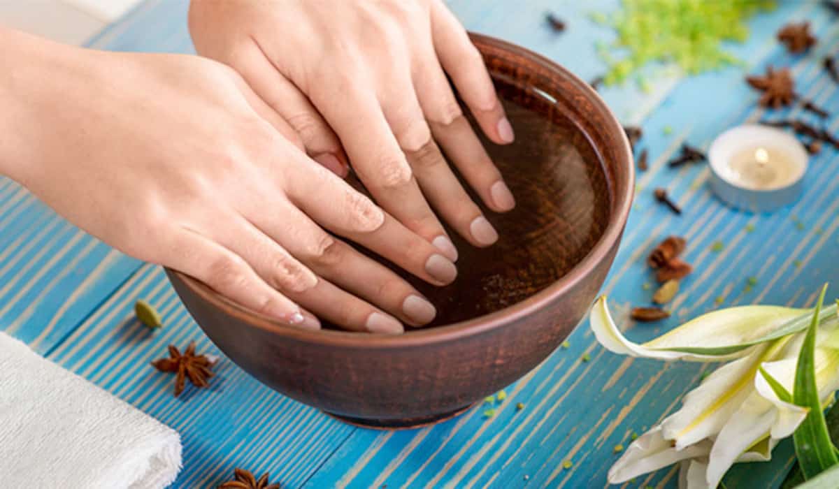 soak off gel polish